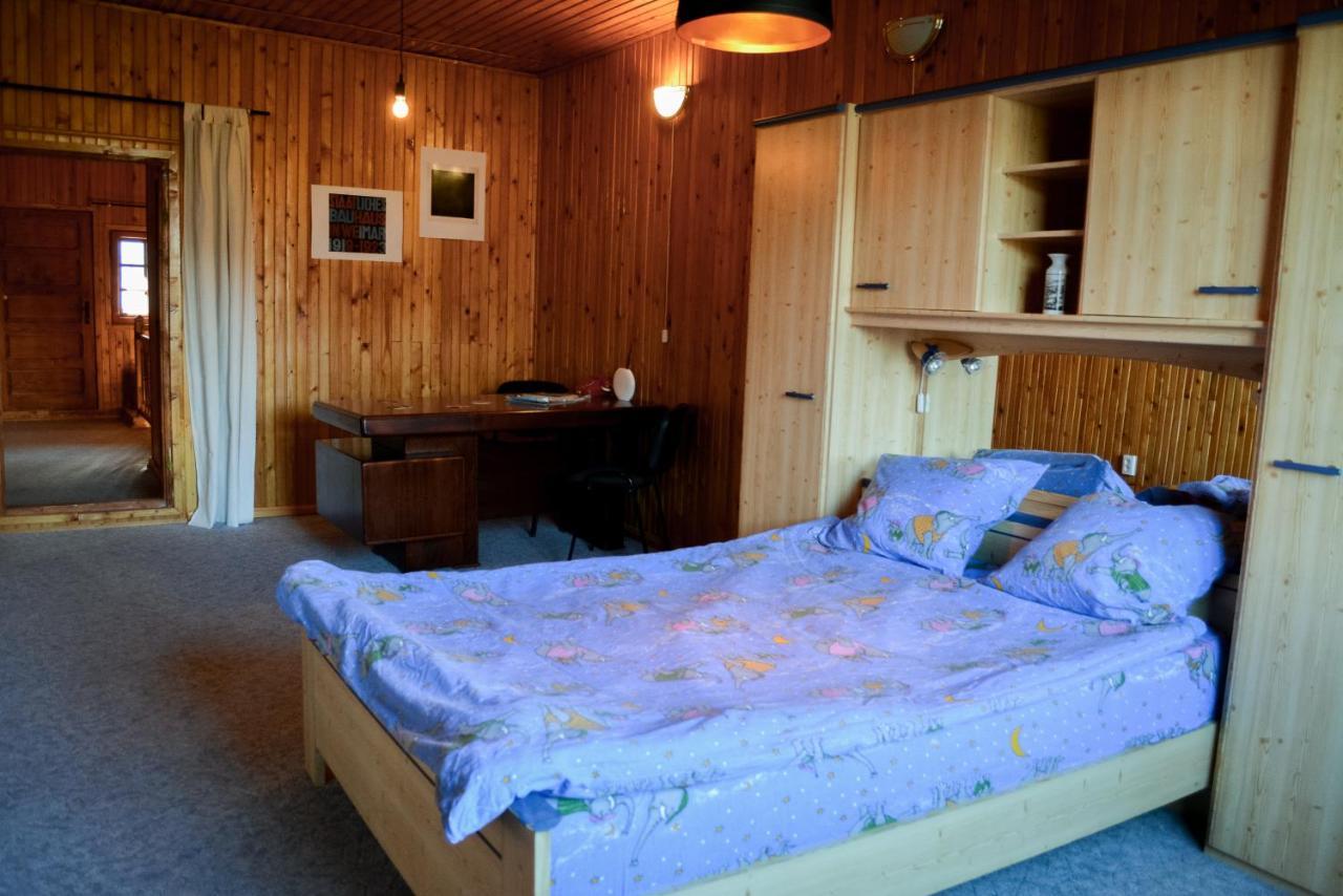 Grandpa'S Hidden Crib, 6 Bedroom, Pet Friendly Sinaia Bagian luar foto