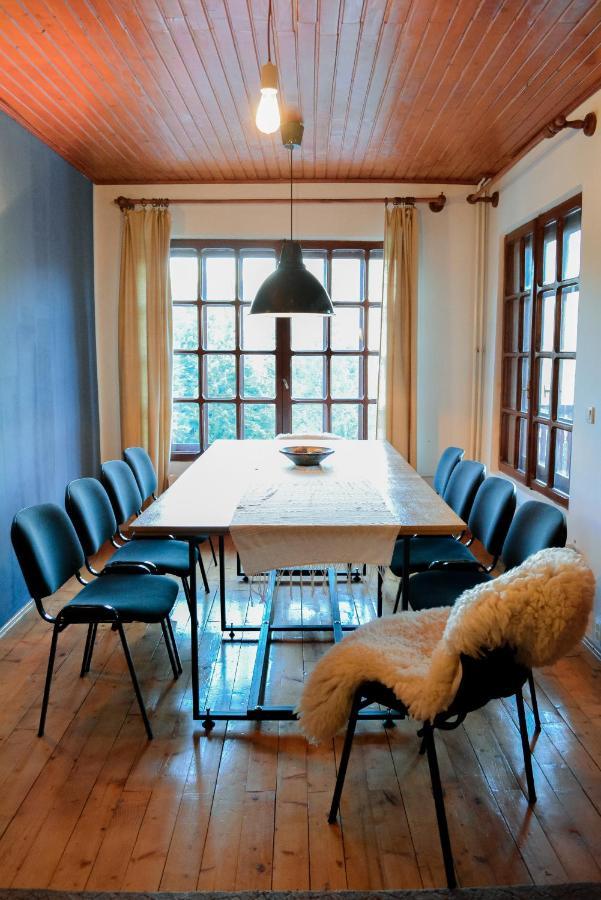 Grandpa'S Hidden Crib, 6 Bedroom, Pet Friendly Sinaia Bagian luar foto